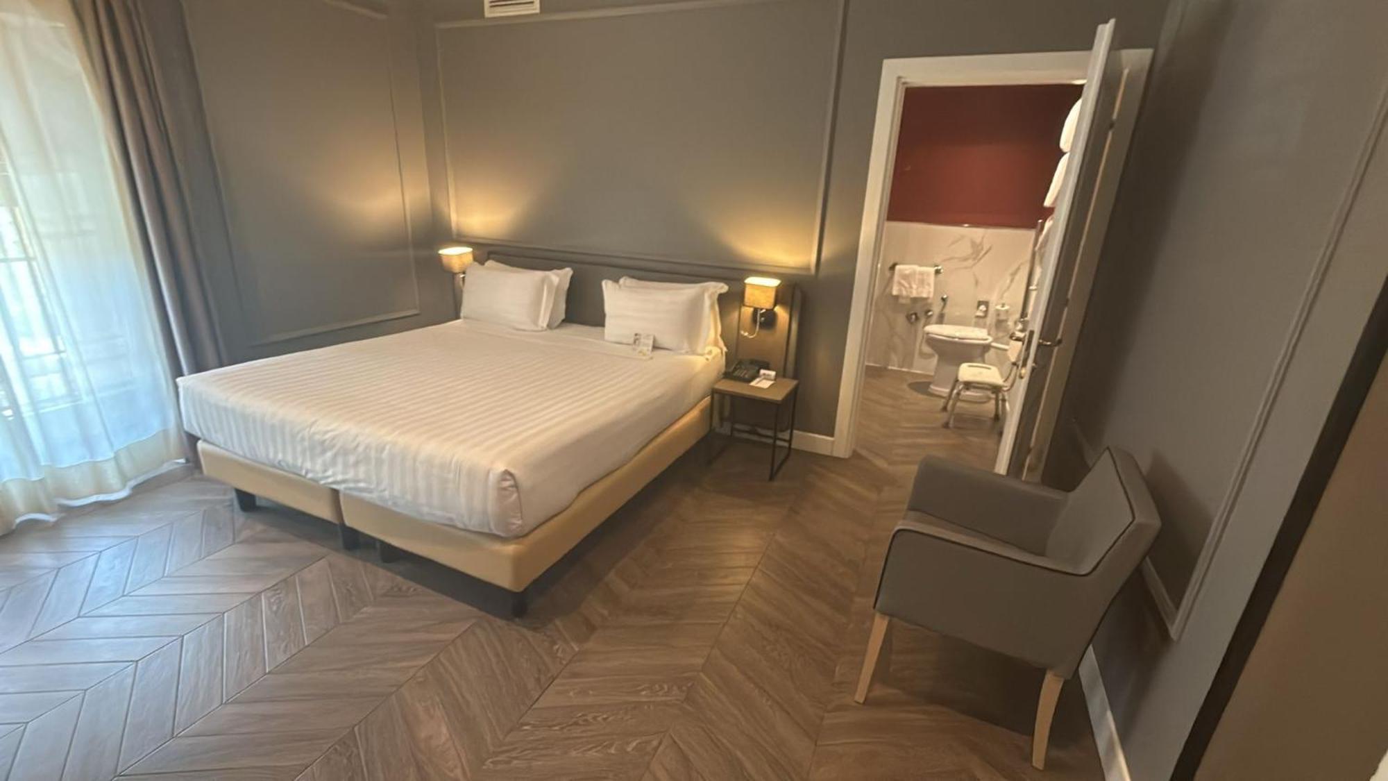 Superior Queen Room