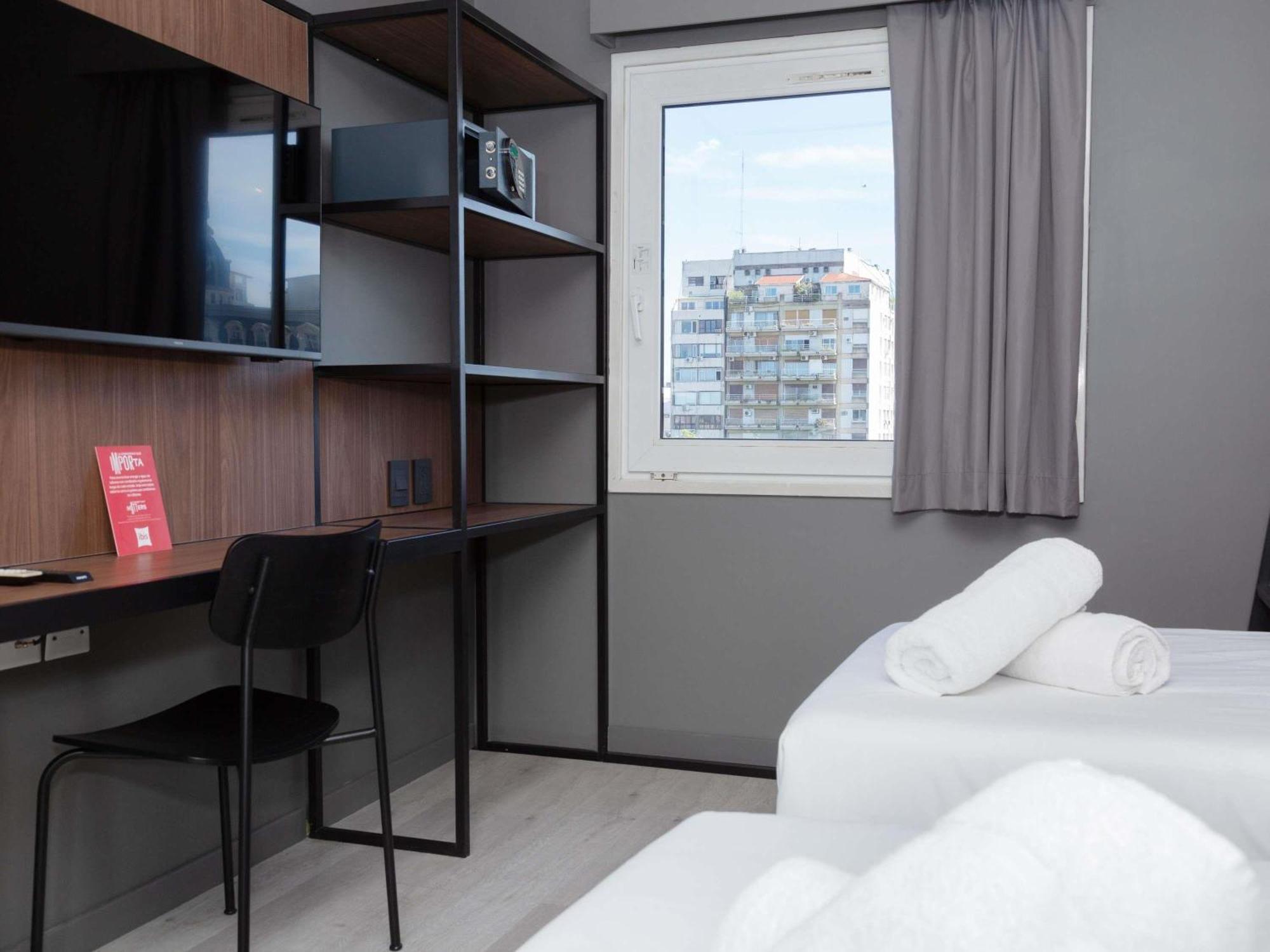 Standard Room Four Single Beds