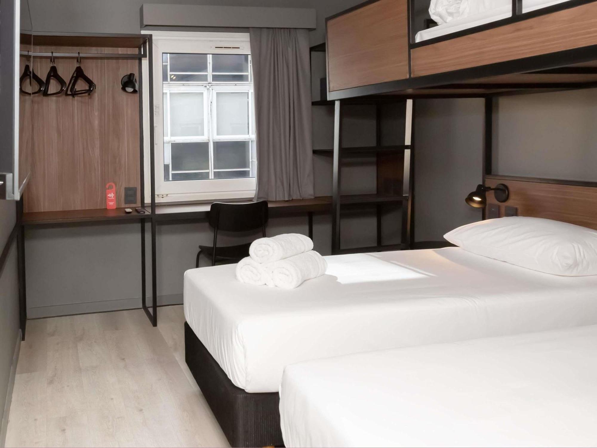 Standard Room Three Single Beds