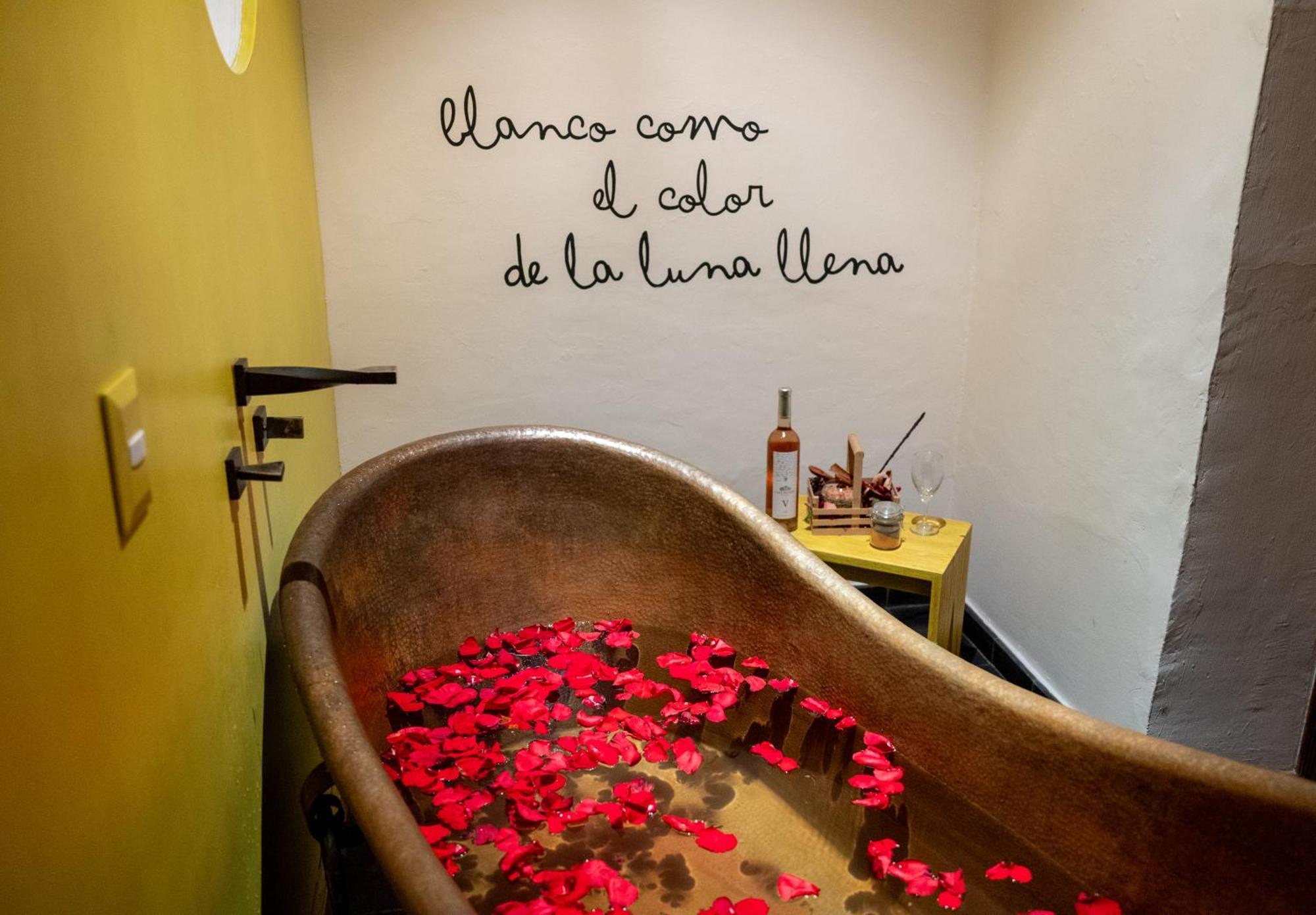 Master Suite Tamayo