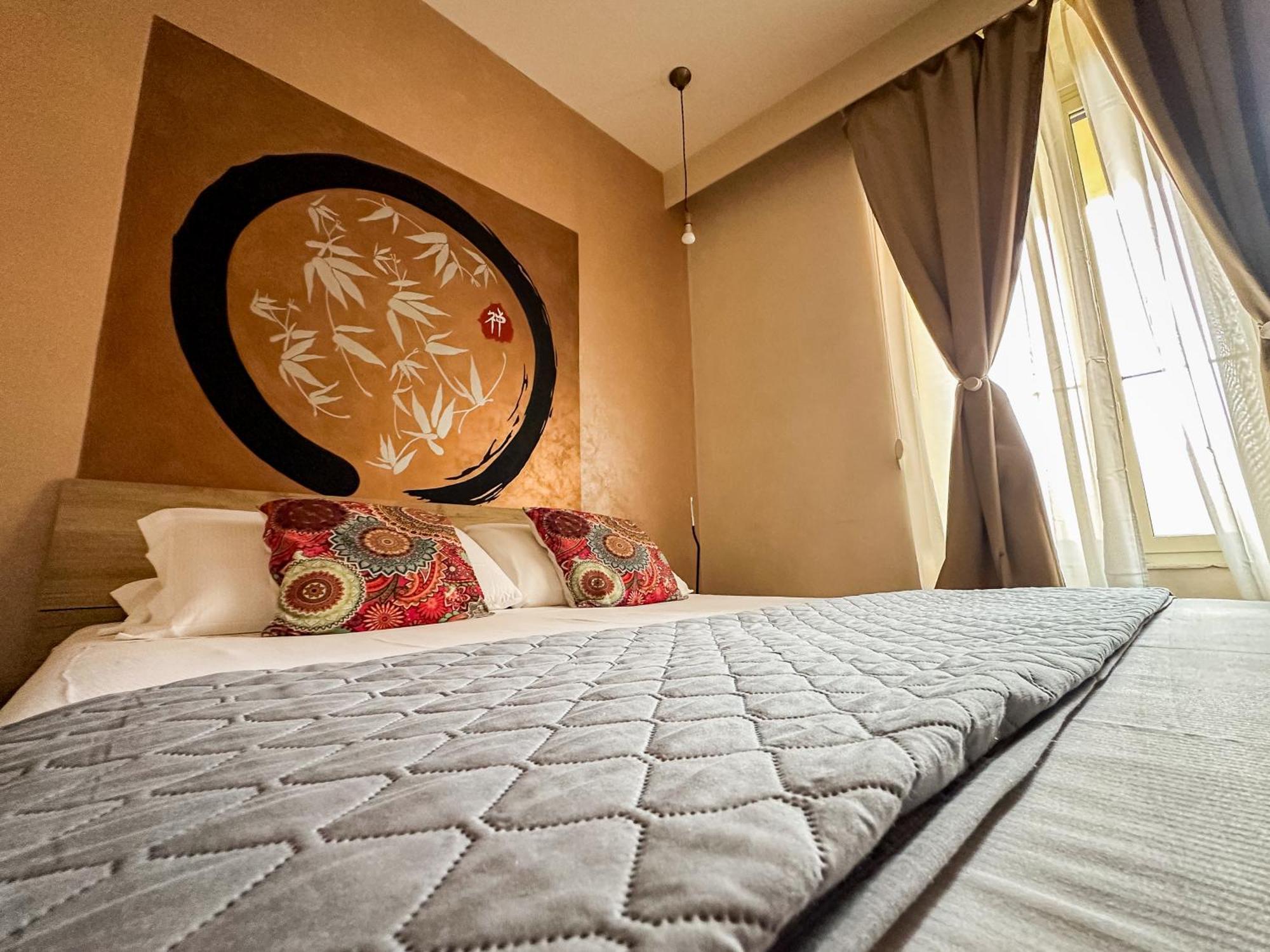 Superior Double Room Grotto Shower