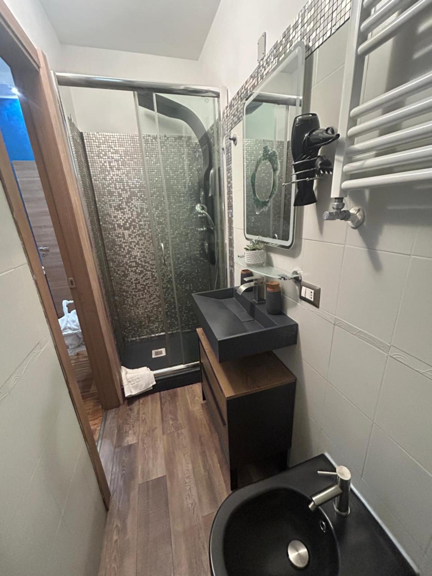 Large Double or Twin Room