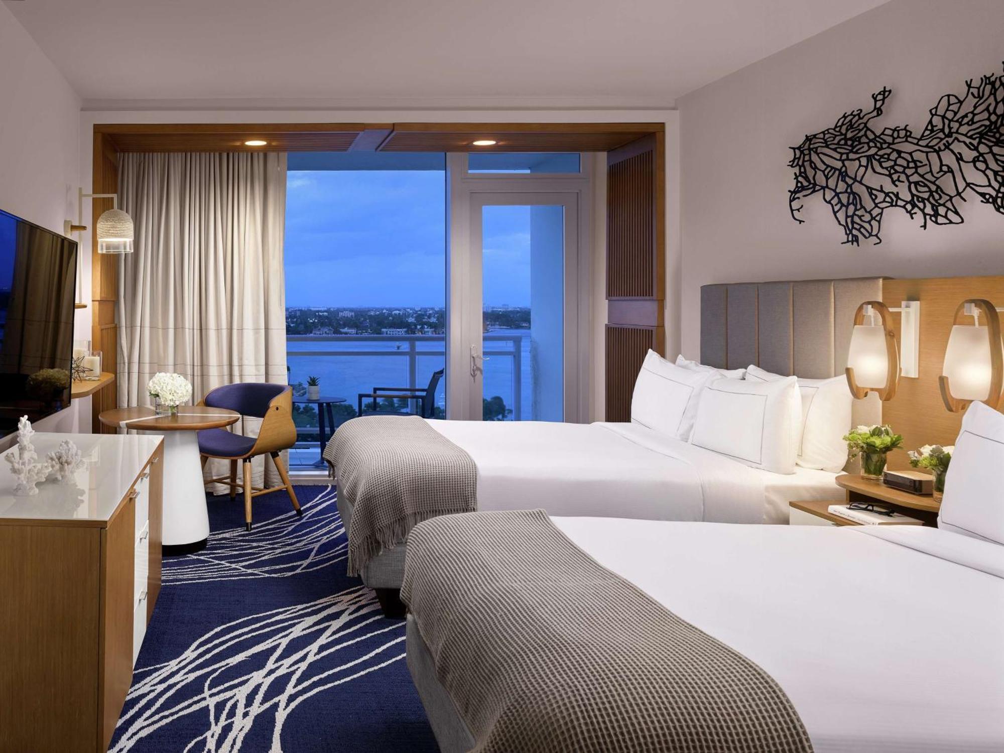 Two Double Rooms Balcony Cruise Port View