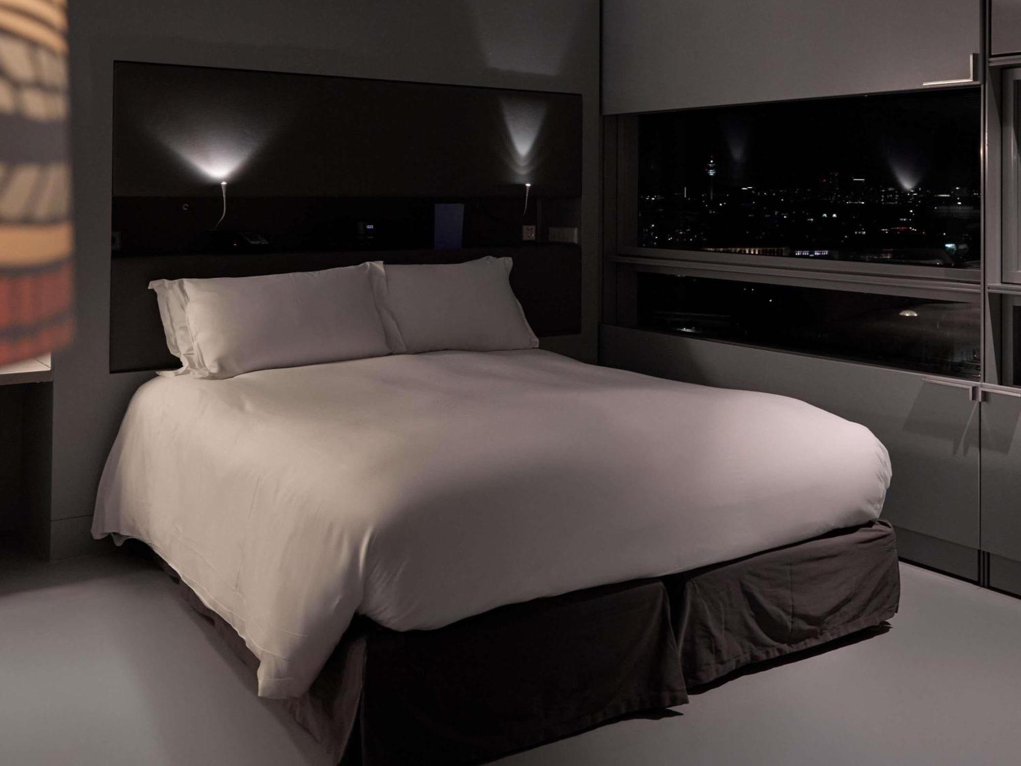 Executive Studio Suite