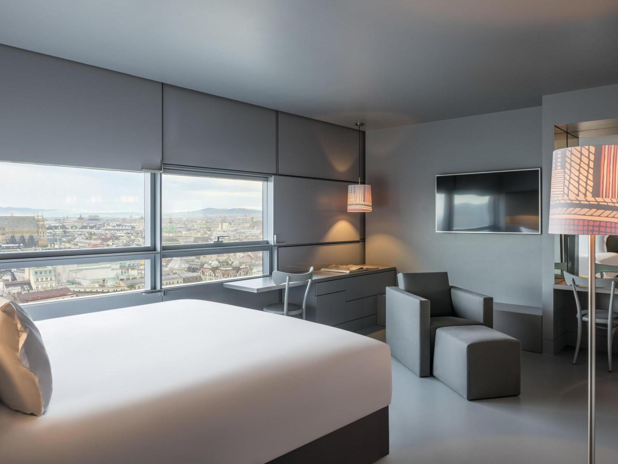 Executive Studio Suite
