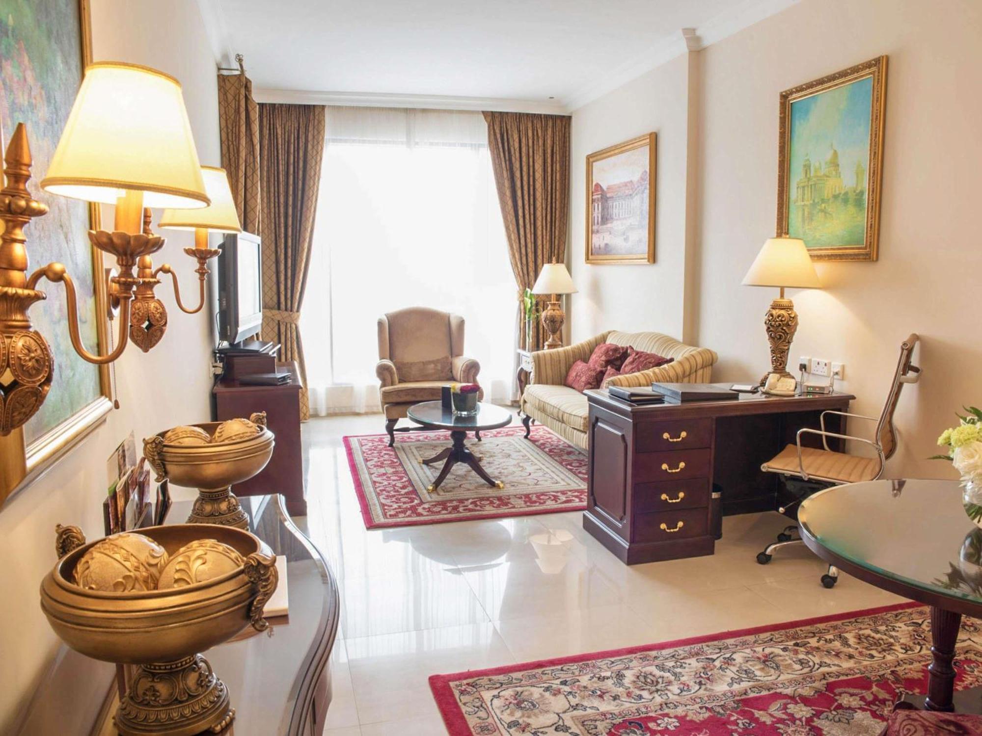 One-Bedroom Apartment City View King OR Twin - Next to Metro Station