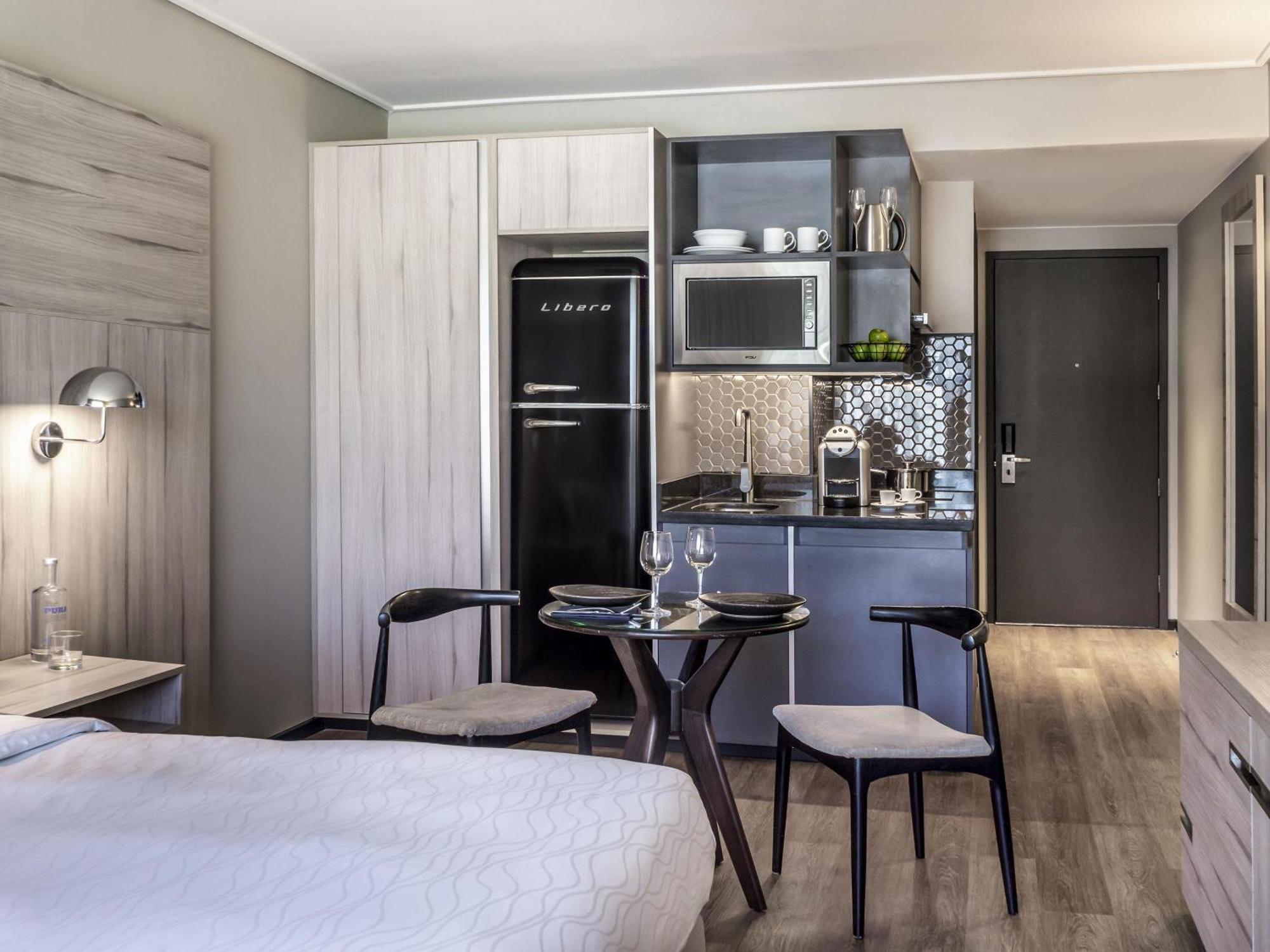 Studio Apartment