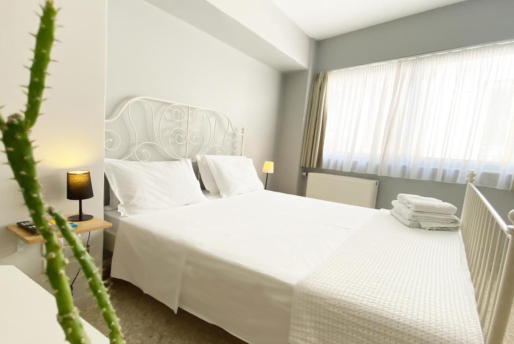 Studio First Floor Live Athens #06