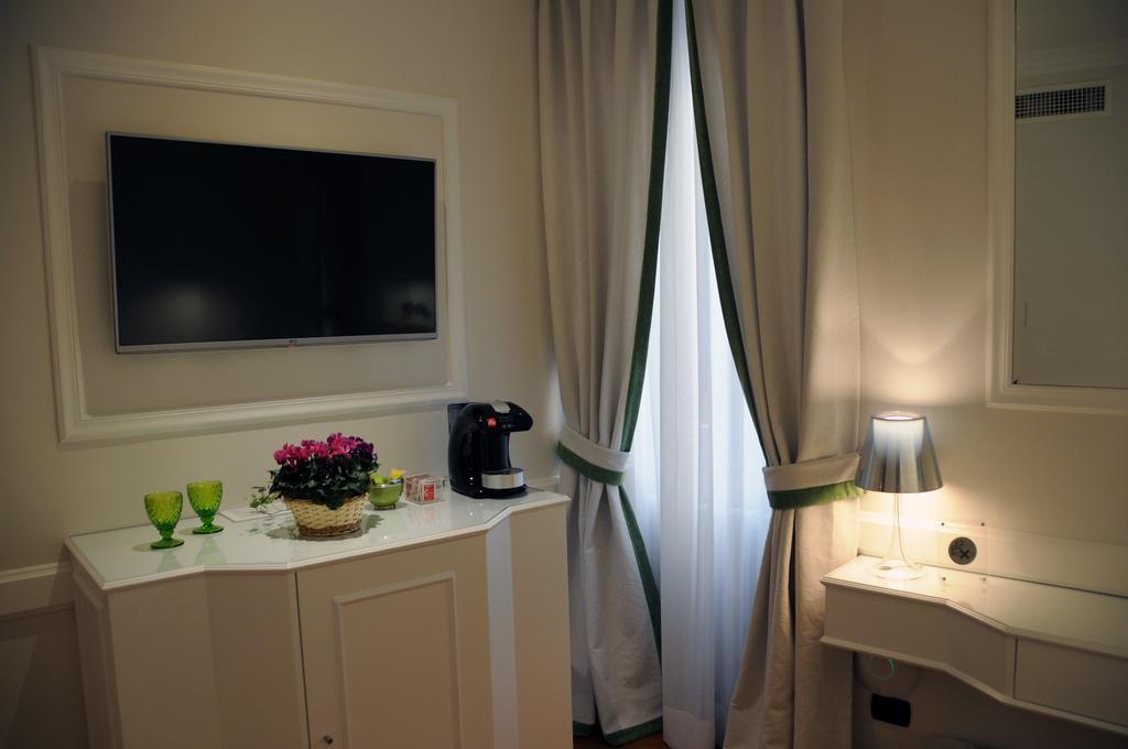 Green Suite