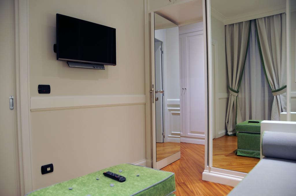 Green Suite