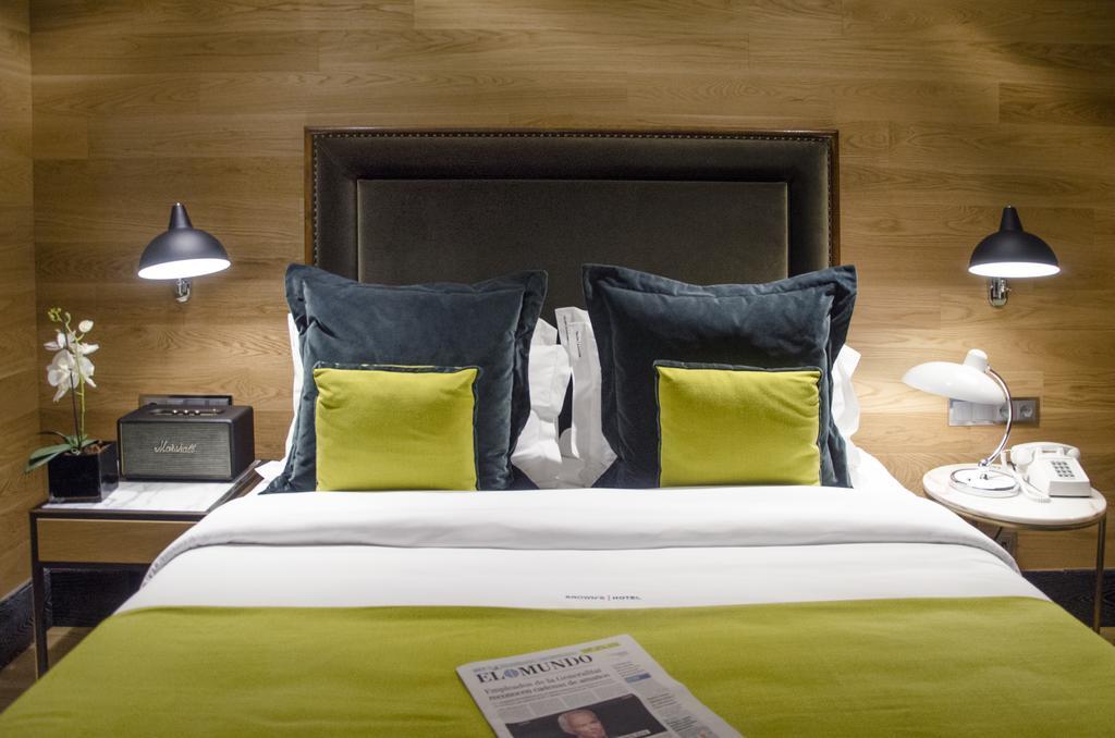 Small Double Room street view