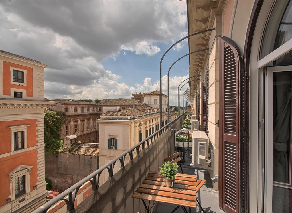 Triple Room Balcony