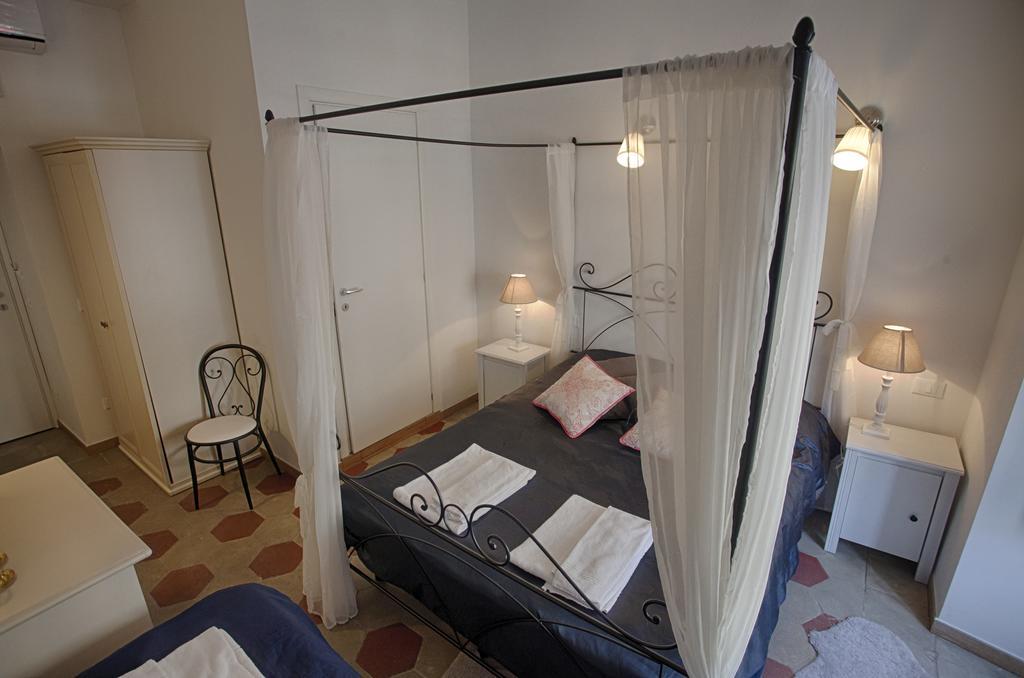 Standard Triple Room Via Leone IV 38