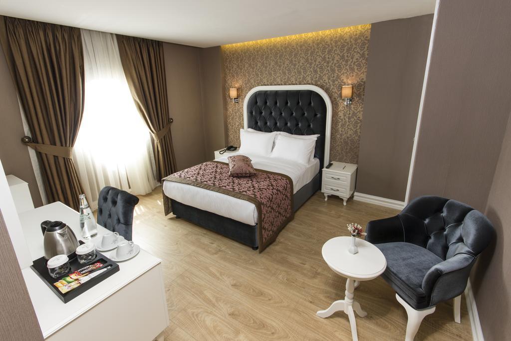 Deluxe Single Room