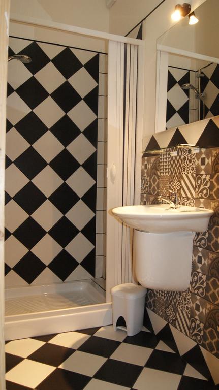 Family Room Private Bathroom