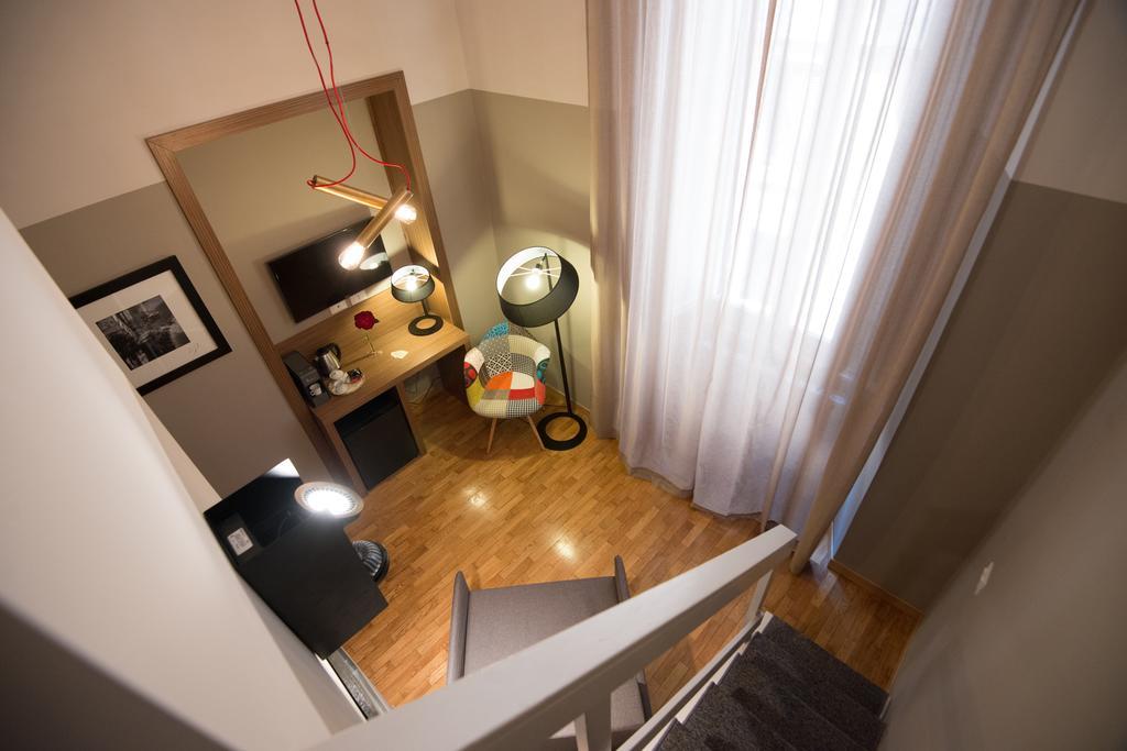Triple Room Split Level