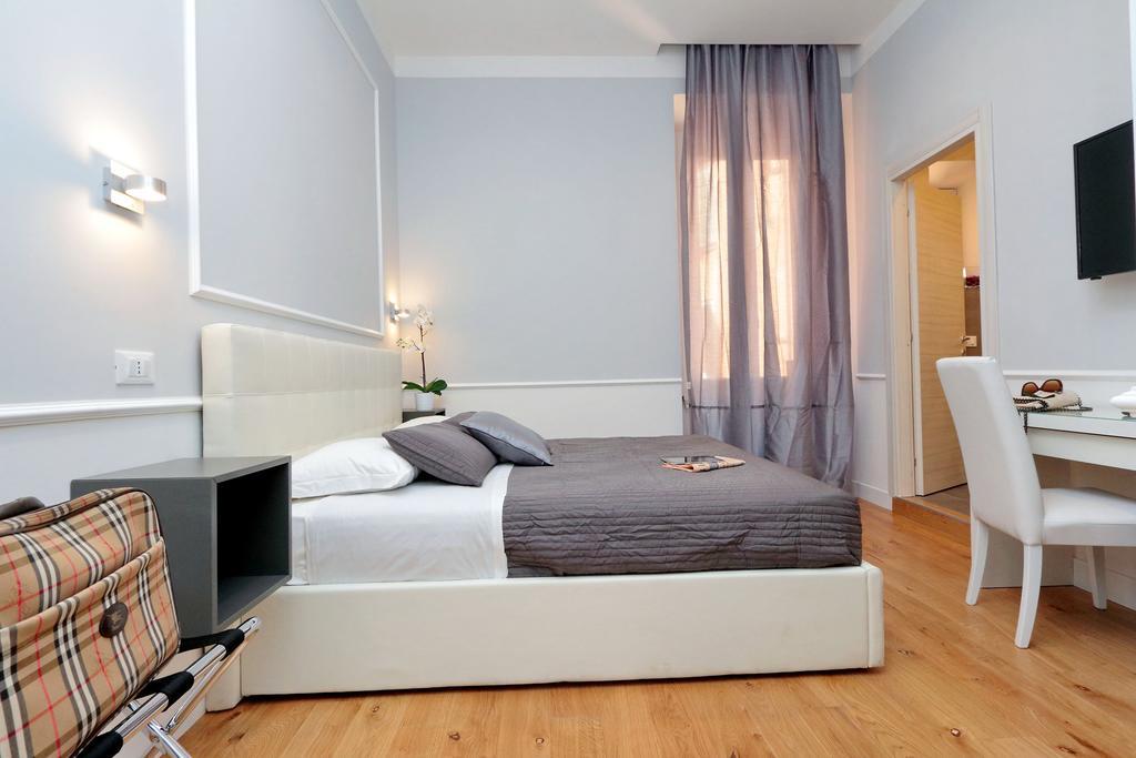 Double Room Private Bathroom