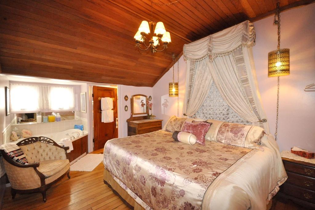 Comfort Double Room with Street View
