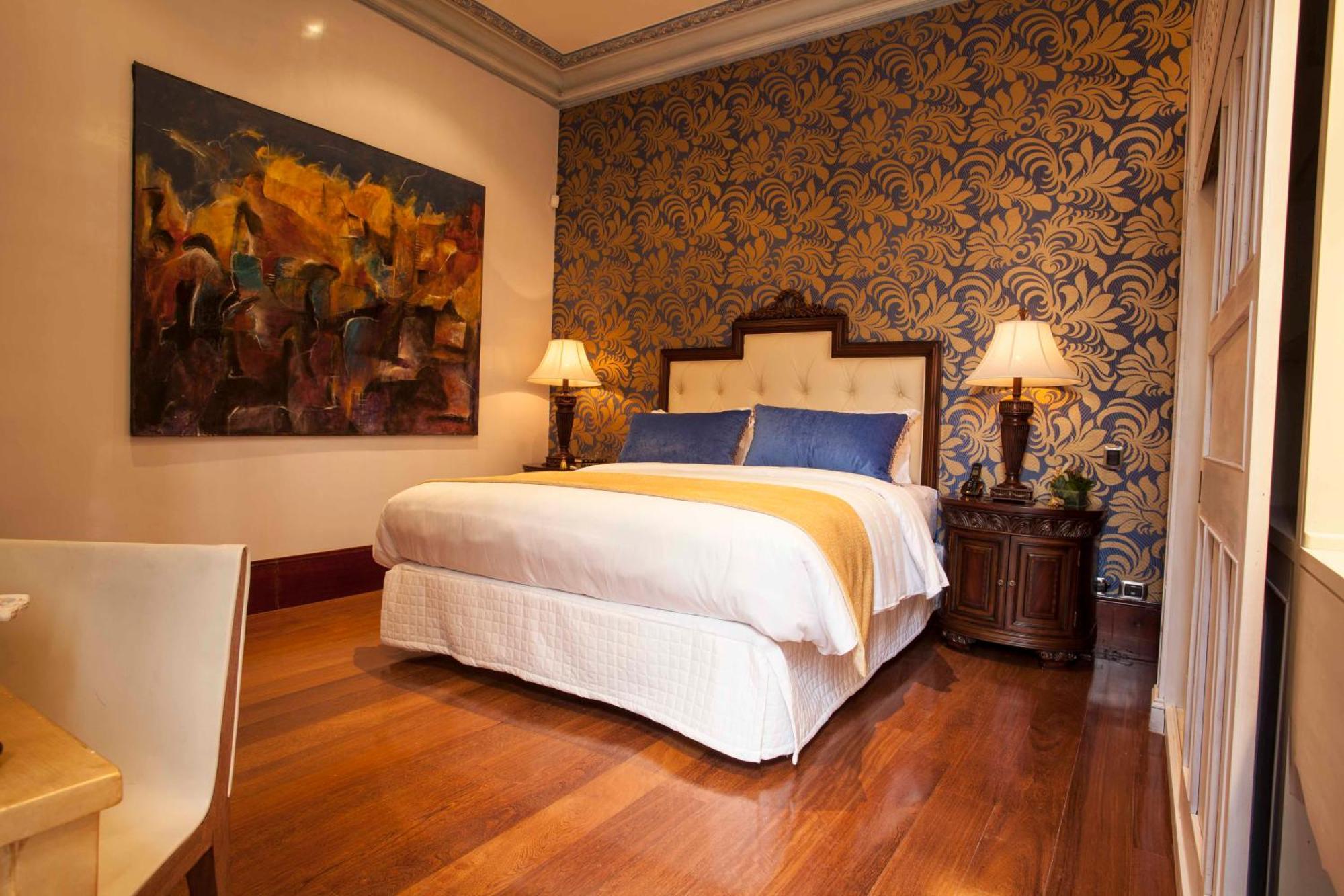 Queen Room