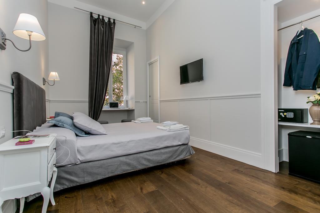 Deluxe Junior Suite