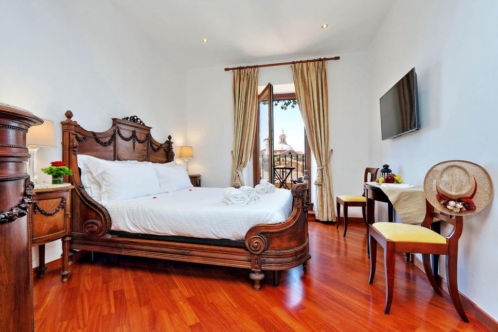 Suite Balcony