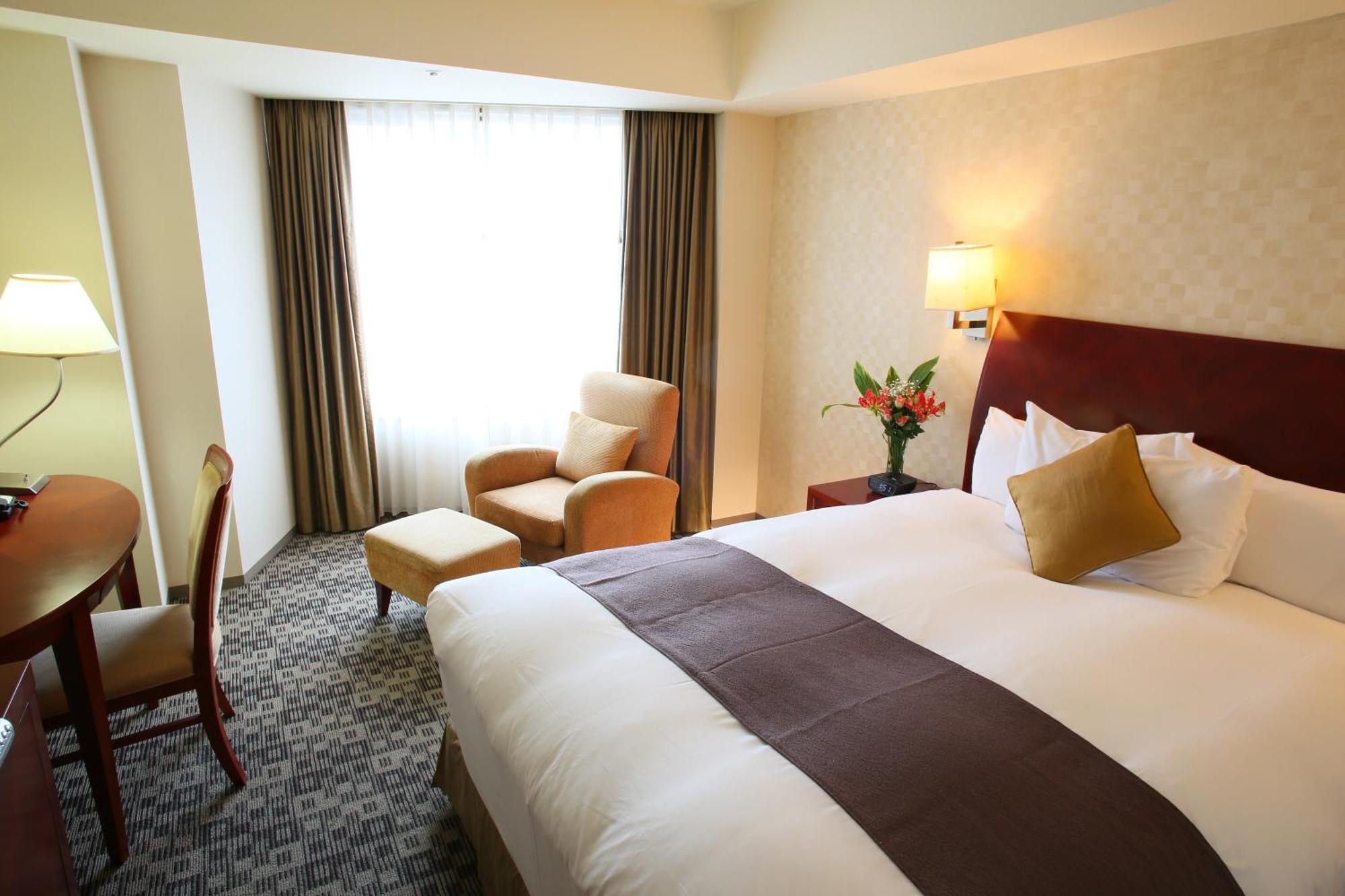 Deluxe Double Room Non-Smoking Eco Plan No Cleaning