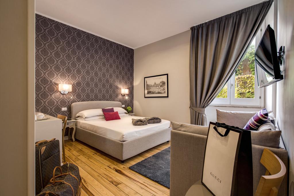 Exclusive Triple Room