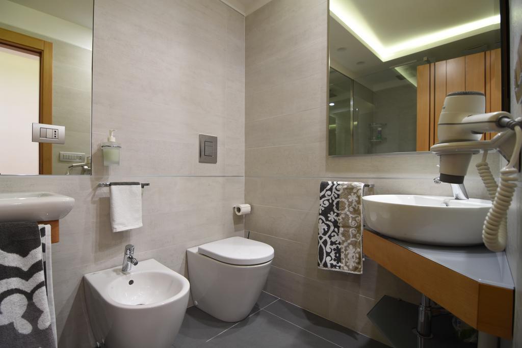 Superior Quadruple Room Private Bathroom