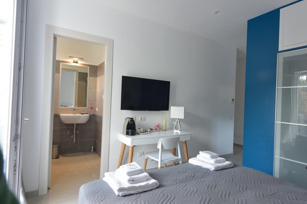 Double or Twin Room Garden View