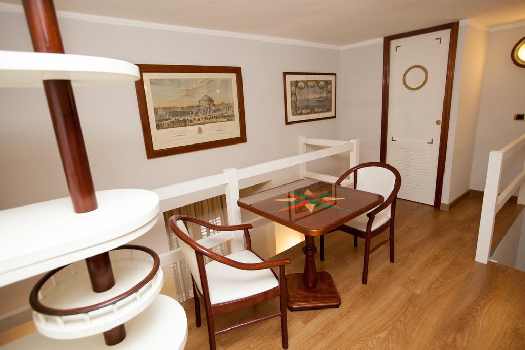 Duplex Quadruple Room