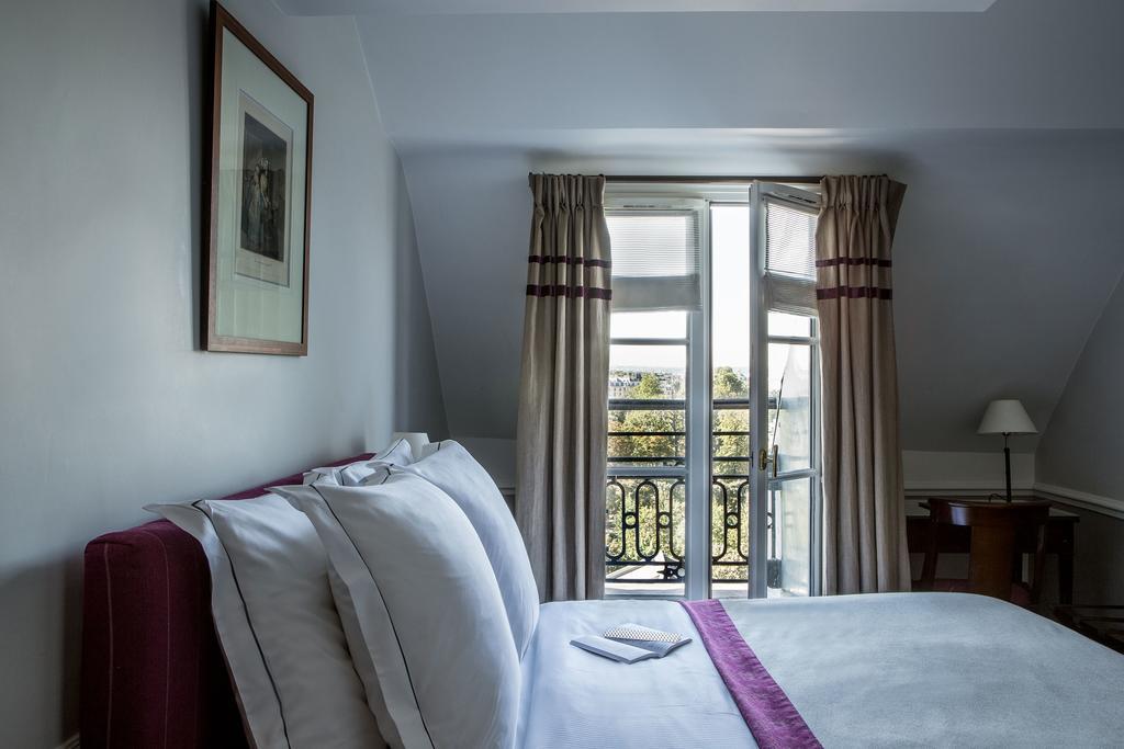 Suite Louver - Paris view