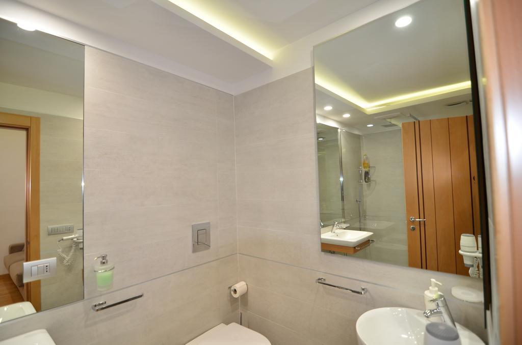 Superior Quadruple Room Private Bathroom
