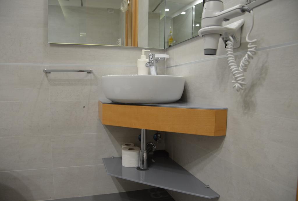 Superior Quadruple Room Private Bathroom
