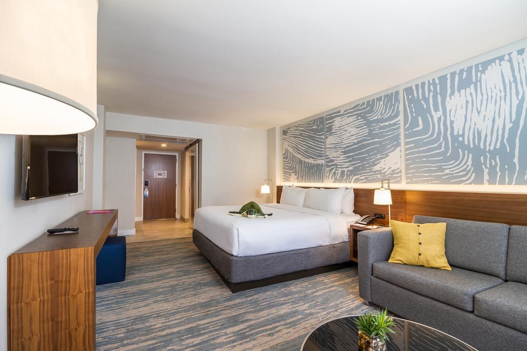 Double or Twin Room Partial Sea View