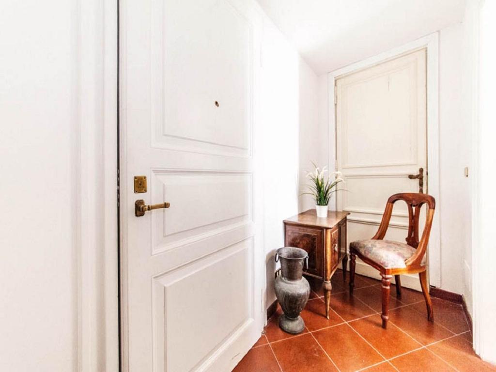 Small Double Room Private External Bathroom