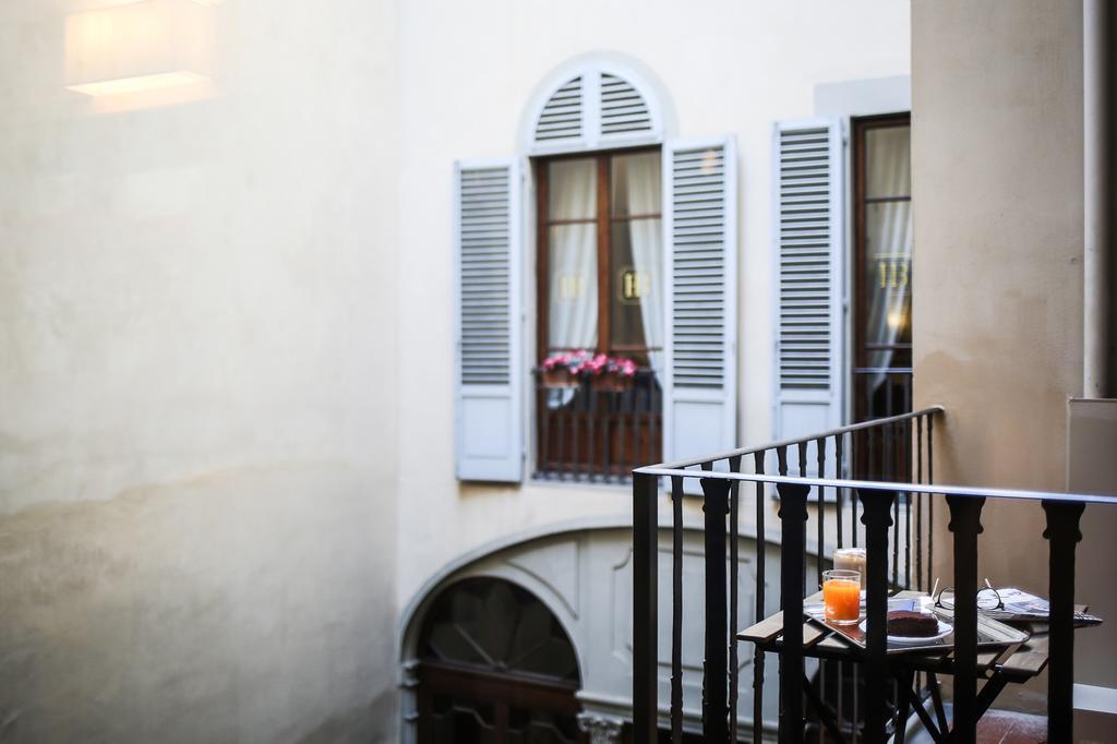 Single Room Balcony