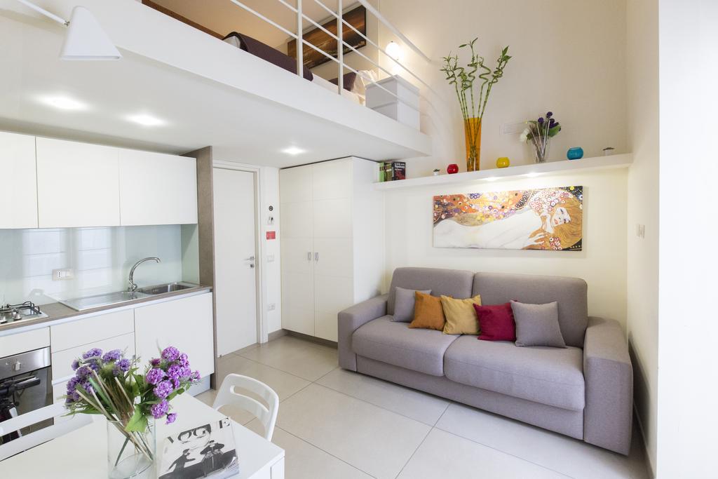 Studio Split Level
