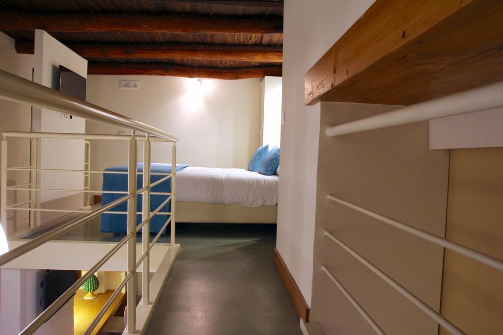 Studio Split Level