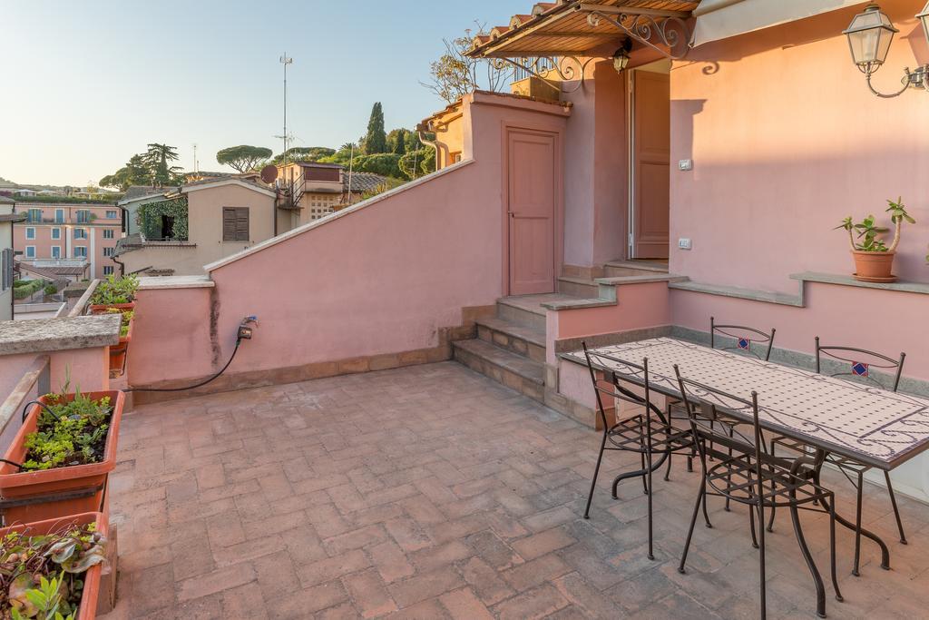Studio Terrace Separate Building