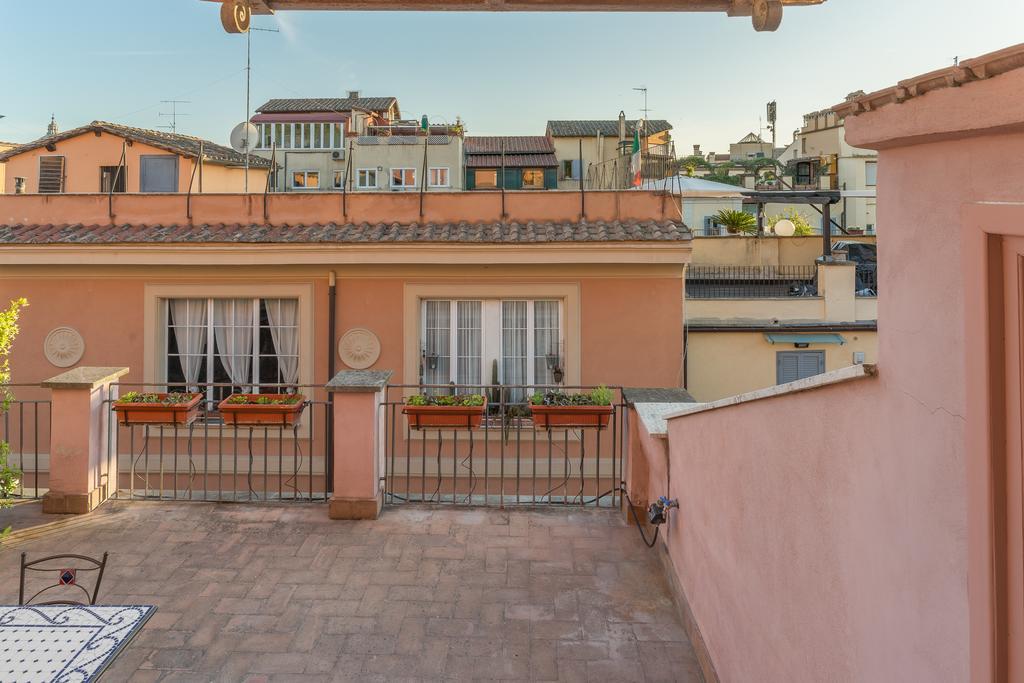 Studio Terrace Separate Building