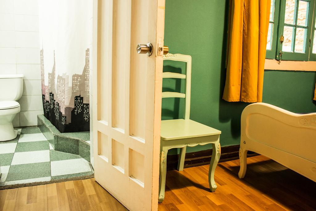 Double Room Private Bathroom