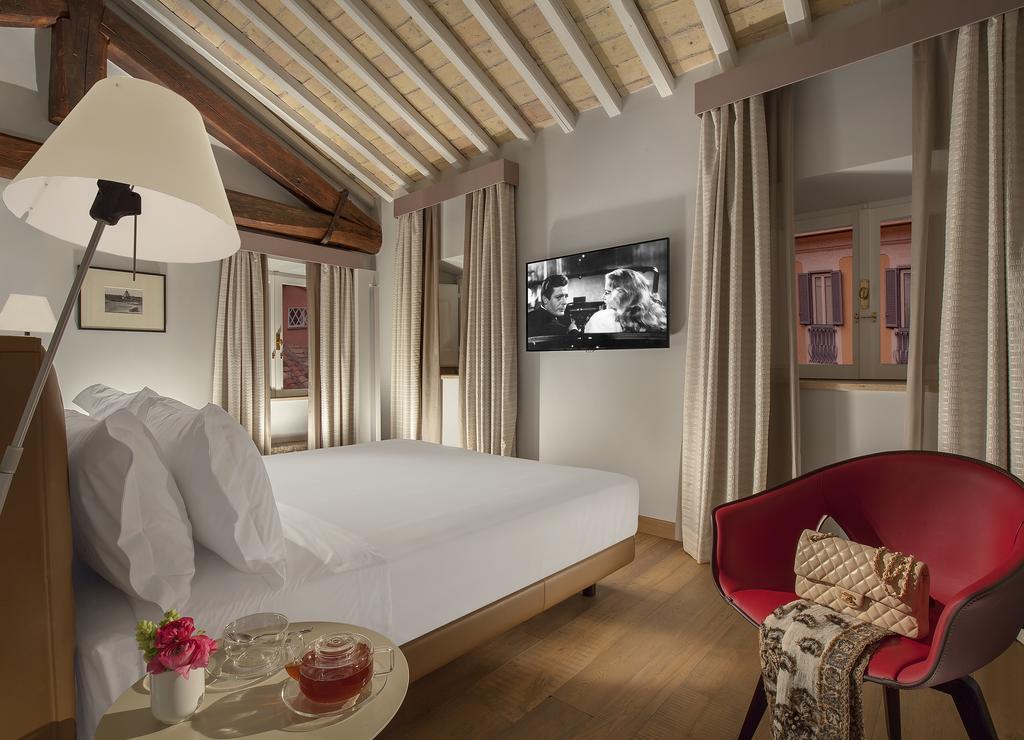 Penthouse Suite