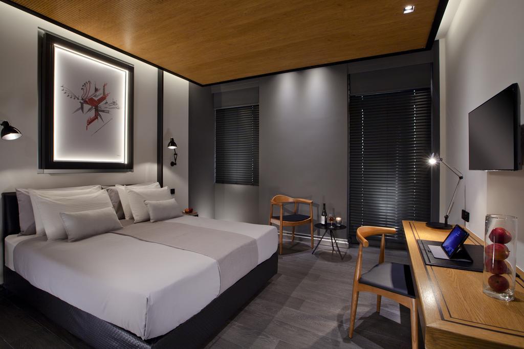Deluxe Two Bedroom Apartment