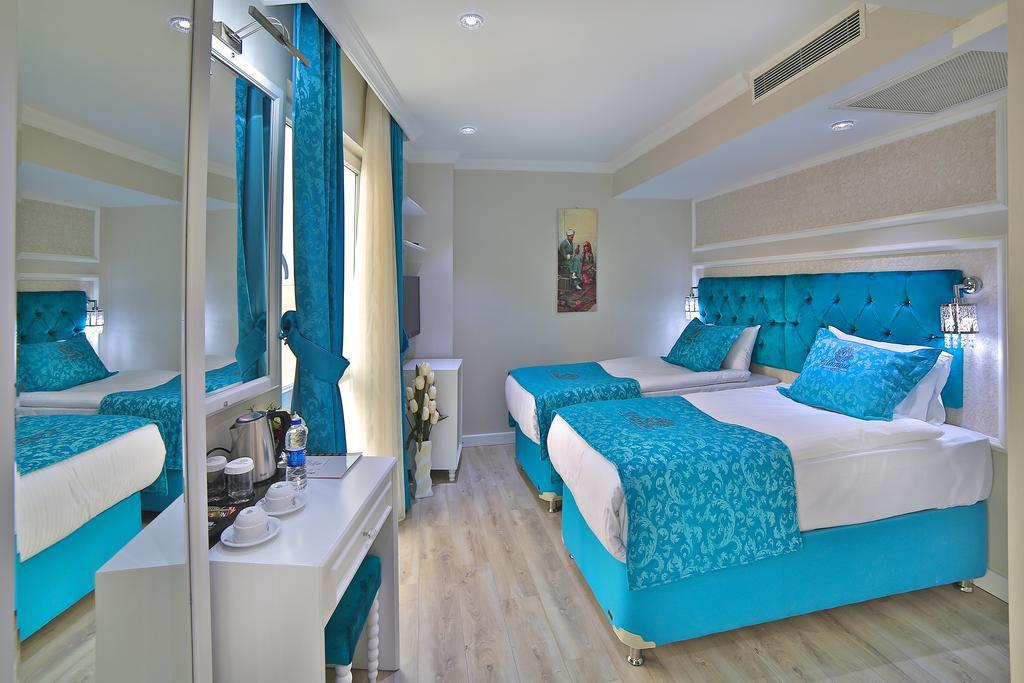 Standard Twin Room with Sofa