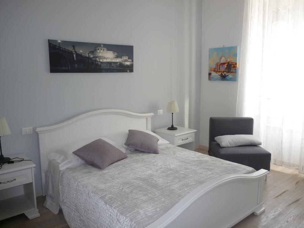 Deluxe Double or Twin Room City View