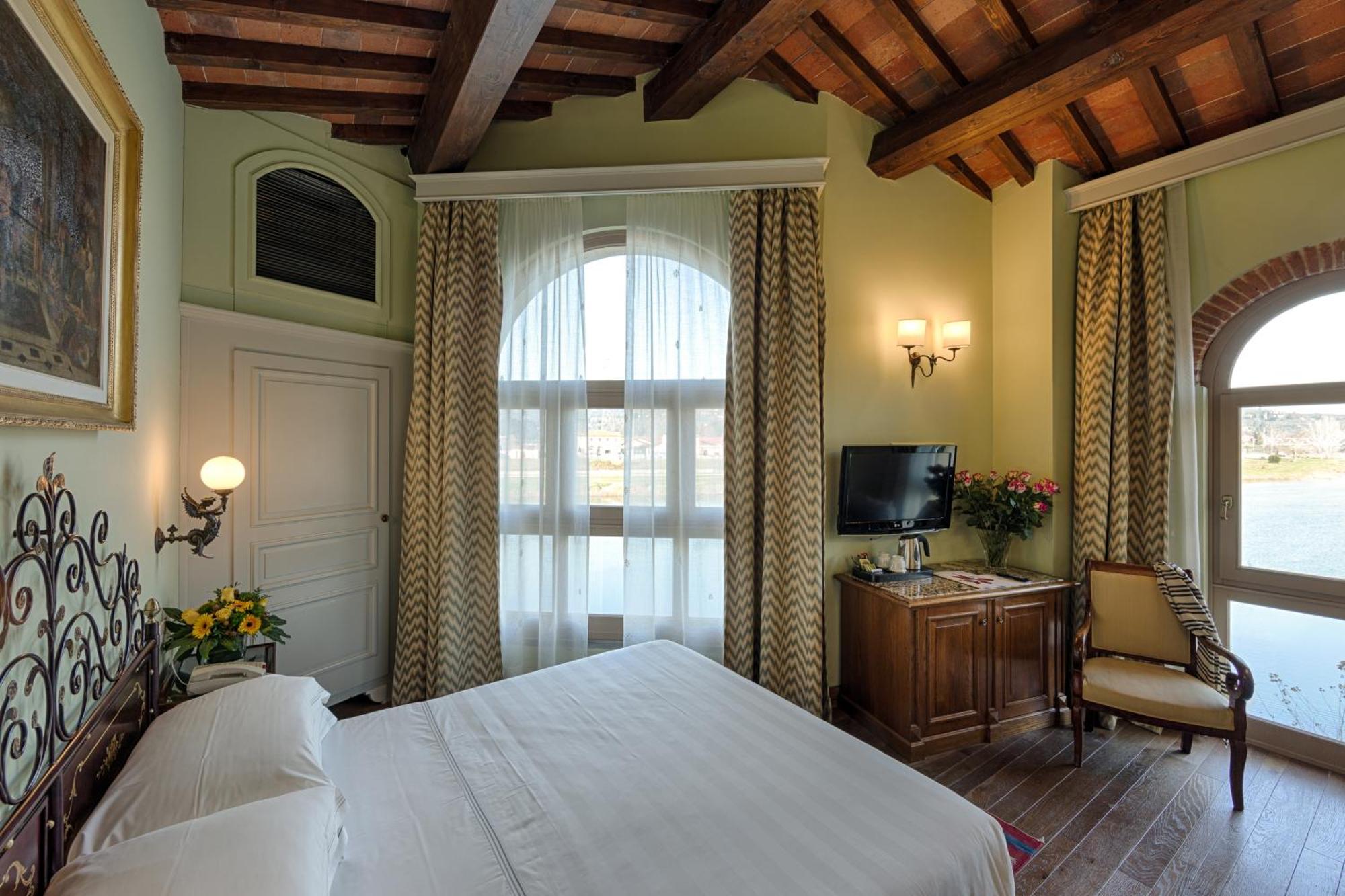 Superior Double Room River View