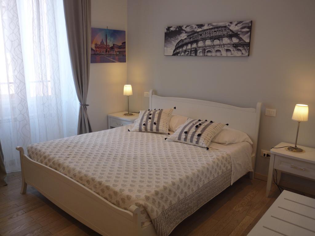 Deluxe Double or Twin Room City View