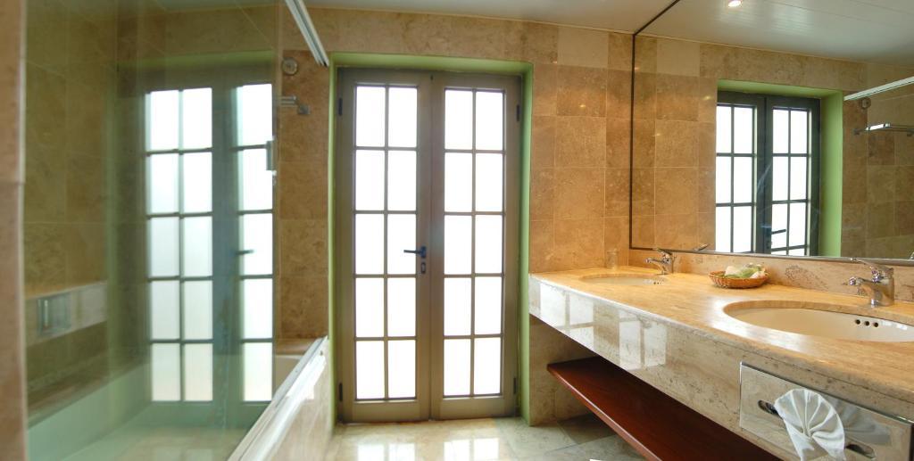 Deluxe Junior Suite