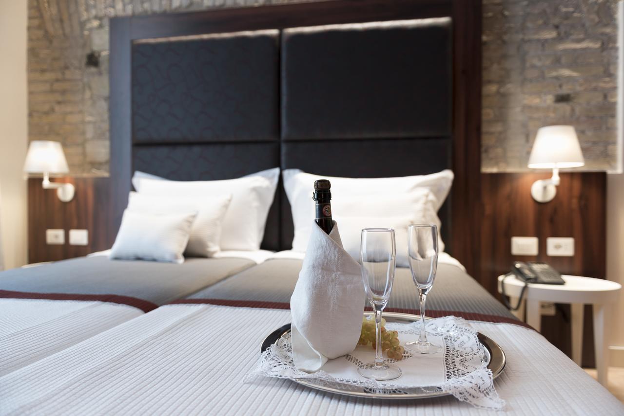 Luxury Double Room Extra Bed