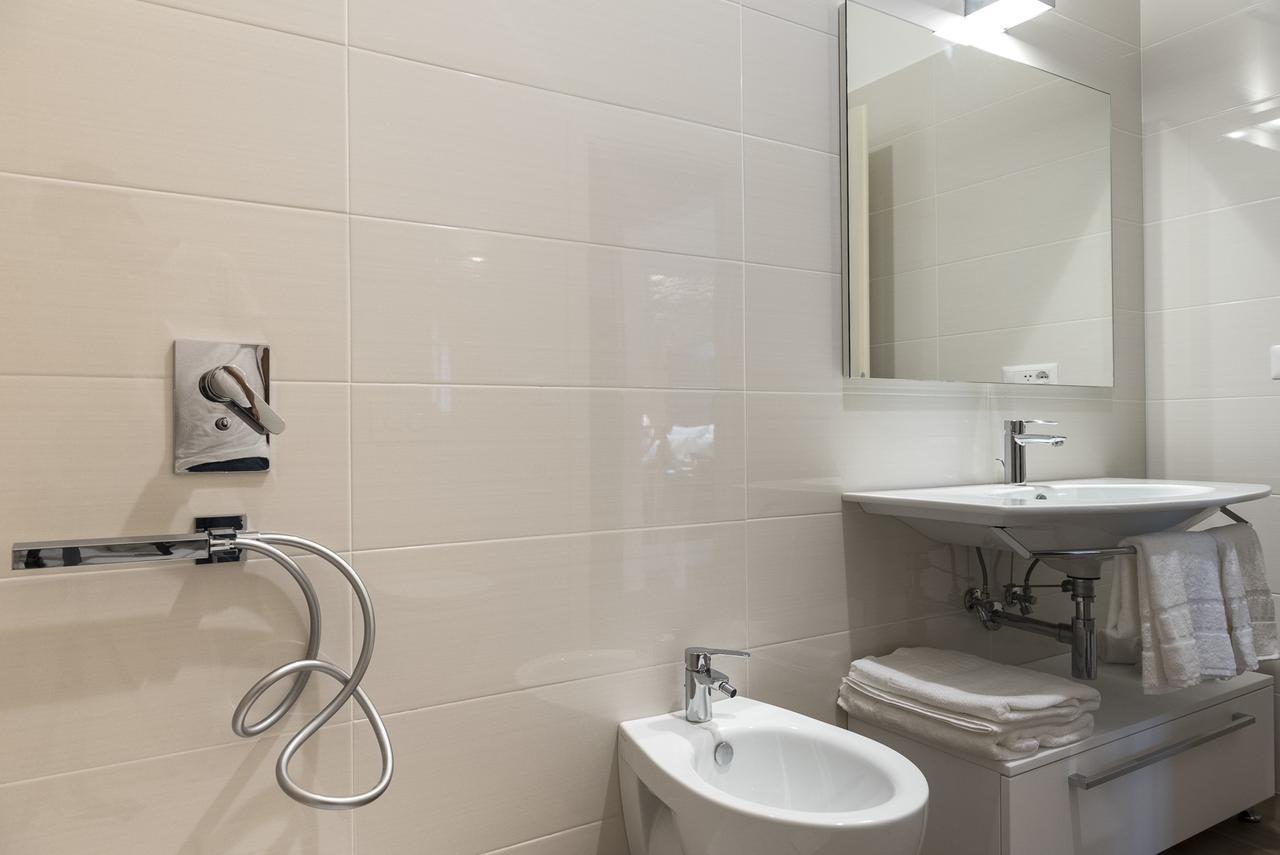 Luxury Double Room Extra Bed